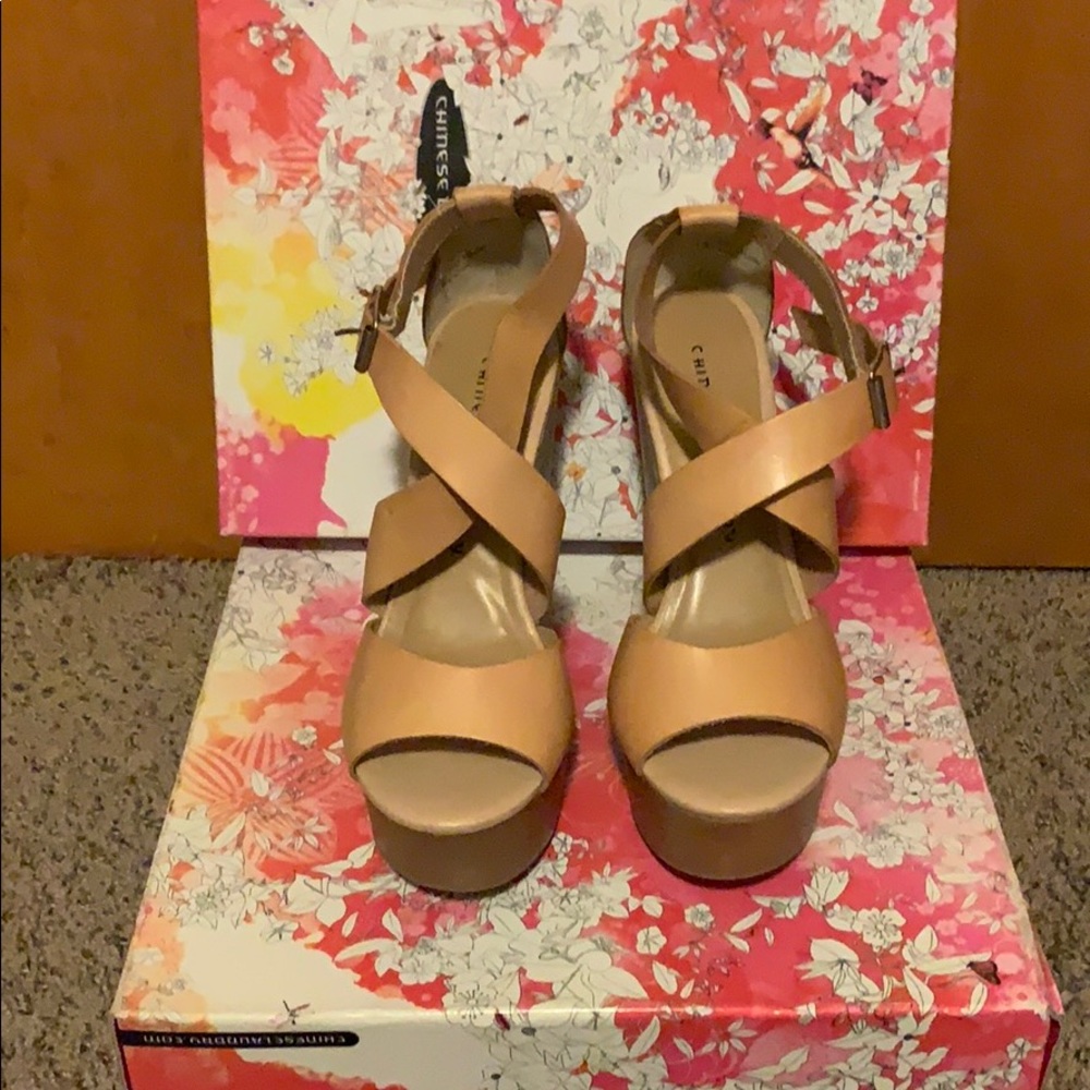 WEDGE SANDAL